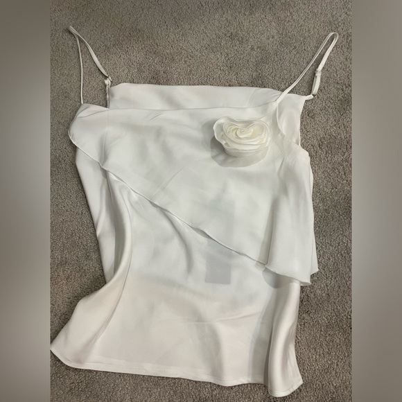 NWT Know One Cares || Asymmetric Rosette Camisole in red Satin Nordstroms XS/S - Picture 7 of 9